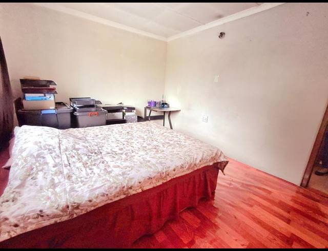 2 BEDROOM HOUSE FOR SALE IN MEREWENT